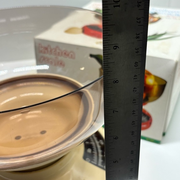 Vintage 70s Cosmo bowl-style food scale, originally purchased from Zellers - Picture 8 of 10